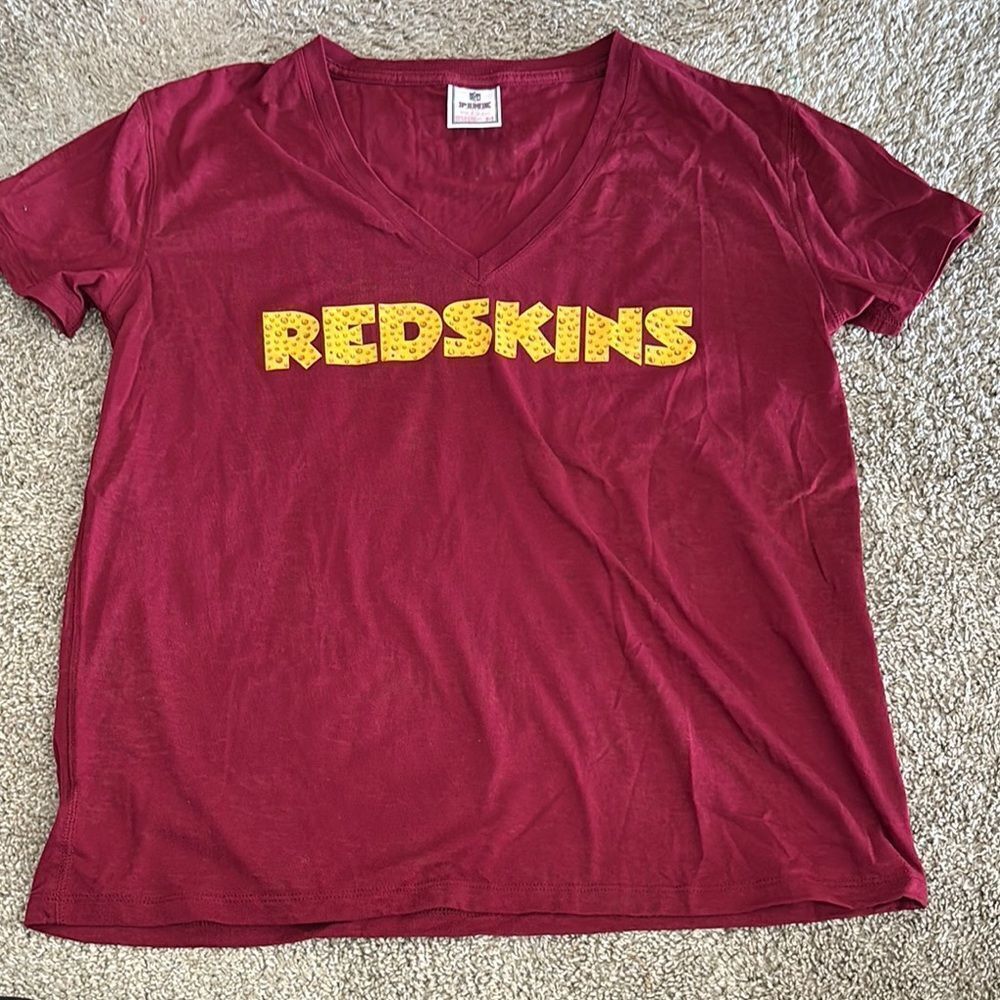 Victoria Secret PINK Commanders / Redskins V-Neck size Medium